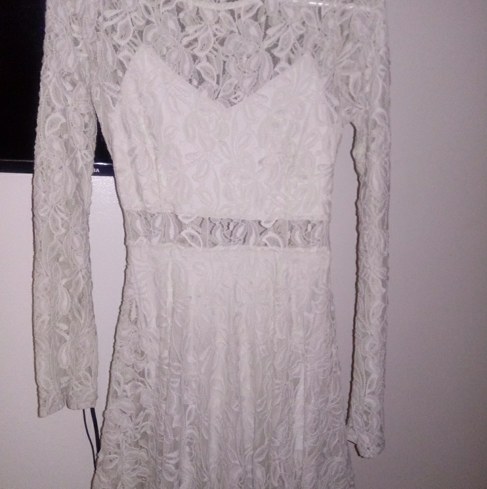 Lace Bell Sleeve Dress